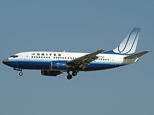 Boeing 737-522, United Airlines AN1195270