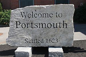 Portsmouth, NH welcome sign IMG 2656