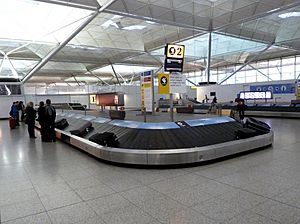 London Stansted Airport - Baggage reclaim