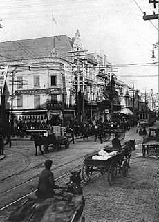 Angle du boulevard Saint-Laurent et de la rue Sainte-Catherine Montreal 1905