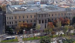 Biblioteca-Nacional-271112.jpg