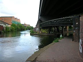 Salford Junction, Grand Union on right.jpg
