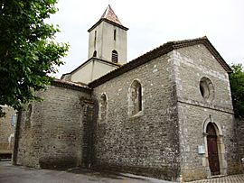 St.Maurice-d'Ardèche (Ardèche, Fr) église, côté entrée.JPG