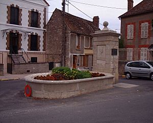 Camus Monument in Villeblevin France 17-august-2003.1