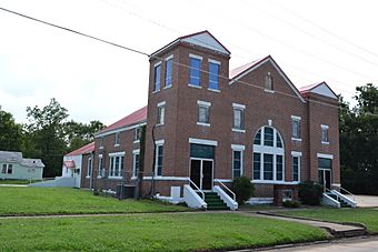 First Baptist Central Church, Okmulgee, OK.jpg