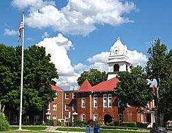 Morgan County Courthouse in Wartburg