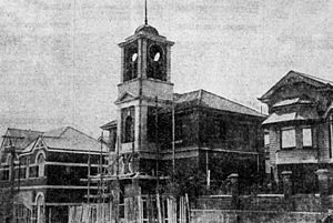 StateLibQld 1 104348 West End School of Arts in Brisbane, 1928