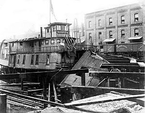 Decayed hull of the Wayside Mission Hospital at the foot of Jackson St, Seattle, Washington, between 1907 and 1910 (SEATTLE 1423)