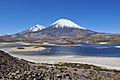 Paisaje de montañas entre la frontera Bolivia-Chile