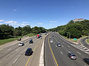 2021-06-16 16 04 29 View east along Interstate 80 (Bergen-Passaic Expressway) from the overpass for Passaic County Route 636 (Squirrelwood Road) in Woodland Park, Passaic County, New Jersey