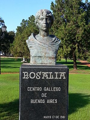 Busto de Rosalía de Castro