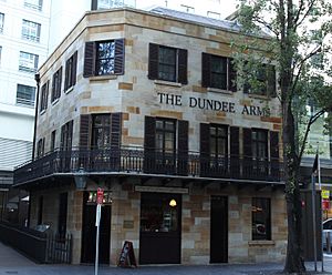Dundee Arms Hotel 1.jpg