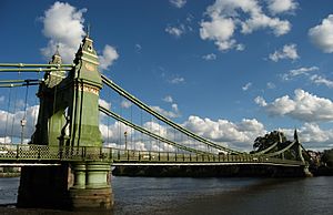 Hammersmith Bridge 2008 06 19