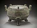 Lidded Ritual Food Cauldron (Ding) with Interlaced Dragons LACMA M.74.103a-b (2 of 5)