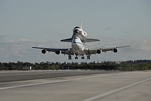STS-126 Shuttle Carrier Aircraft