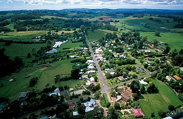 CSIRO ScienceImage 3723 Aerial view of the rural community of Burrawang in the Wingecarribee Catchment south of Sydney NSW 1999.jpg