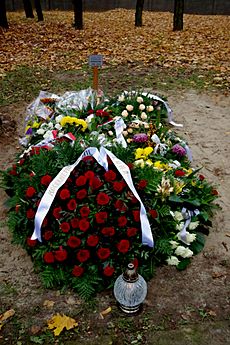 Czesław Kiszczak (grób) 01