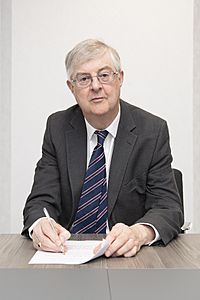 First Minister Mark Drakeford official portrait 2020.jpg