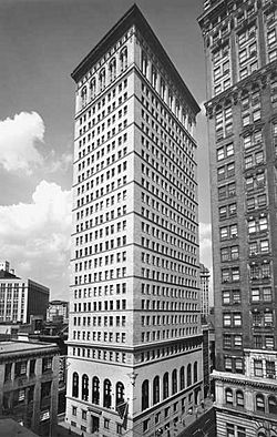 First National Bank Building (Pittsburgh).jpg