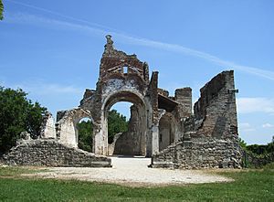Remains of the Abbey of Sant'Eustachio.