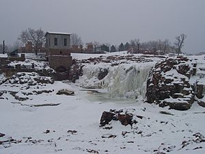 Big Sioux Falls (frozen)
