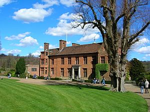 Chartwell House - front elevation - geograph.org.uk - 149040