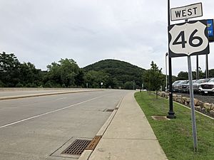 2018-07-30 09 51 51 View west along U.S. Route 46 (McFarlan Street) just west of New Jersey State Route 15 (Clinton Street) in Dover, Morris County, New Jersey
