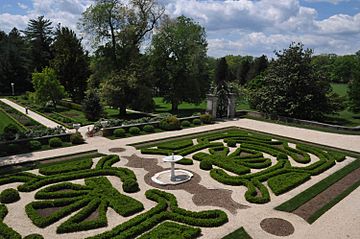BOXWOOD GARDENS AT NEMOURS MANSION, NEW CASTLE COUNTY, DELAWARE