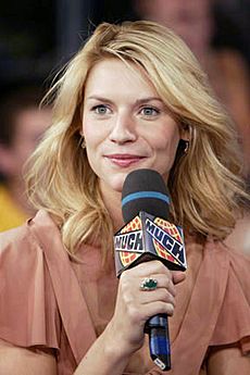 Claire Danes at Much Music by Robin Wong 6