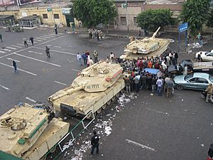 Flickr - власть страсти - Martial law in Egypt-Cairo