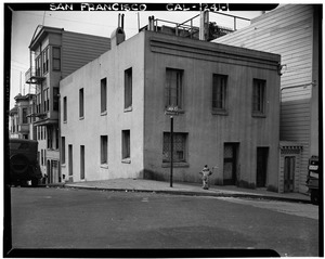 Historic American Buildings Survey A. J. Wittlock, Photographer March 1940 TELEGRAPH HILL AND MONTGOMERY STREET HOUSES - Telegraph Hill (House), 1301 Montgomery Street, San HABS CAL,38-SANFRA,126-1