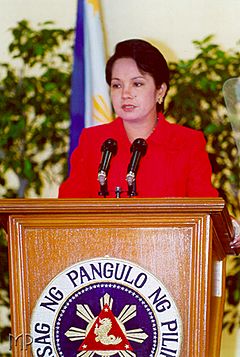 President Gloria Macapagal-Arroyo APEC 2001