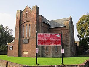 Church of the Holy Spirit, Dovecot, Liverpool L14 (4).JPG