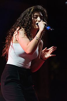 Lorde - Coachella 2014 (06)