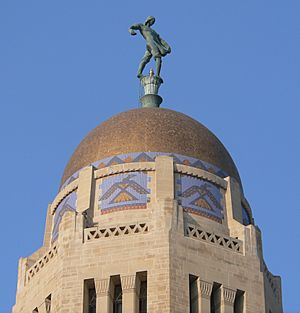 Nebraska State Capitol dome from NE 1