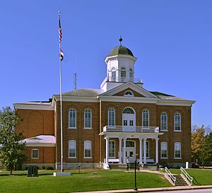 Lincoln County Courthouse in Troy