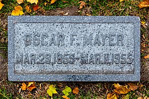 Rosehill Cemetery Chicago Oscar F. Mayer-9389