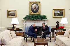 Barack Obama meets Shimon Peres in the Oval Office