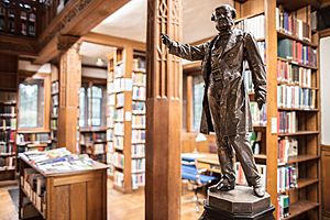 Gladstone Library Statue