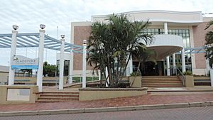 Gladstone Regional Council offices, 101 Goondoon Street, Gladstone Central, 2014