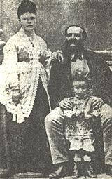 Ioannis Metaxas with parents