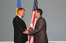 Klaus Iohannis awards Devin Nunes the National Order of the Star of Romania