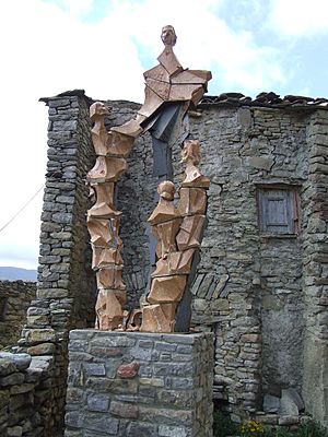 Sant Esteve de la Sarga. Castellnou de Montsec. Monument a Gaspar de Portolà