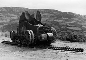 Bundesarchiv Bild 146-1973-035-12, Jugoslawien, zerstörter jugosl. Panzer