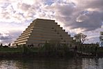 Sacramento-river-bank-pyramid-20.4.jpg
