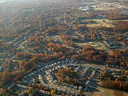 Old Mill Blvd. and subdivisions seen from the air, 2007