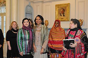 Secretary Rice with 2008 International Women of Courage Award honorees Idrizi Pakzad Rice Ibrahim Jan