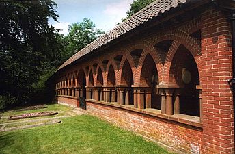 Mortuary Cloister in the Watts Cemetery - geograph.org.uk - 68957