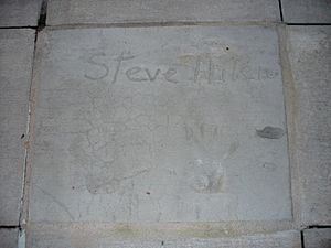 Steve Allen (signature and handprints in cement)