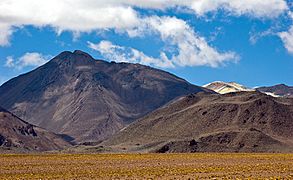Cerro volcan curiquinca